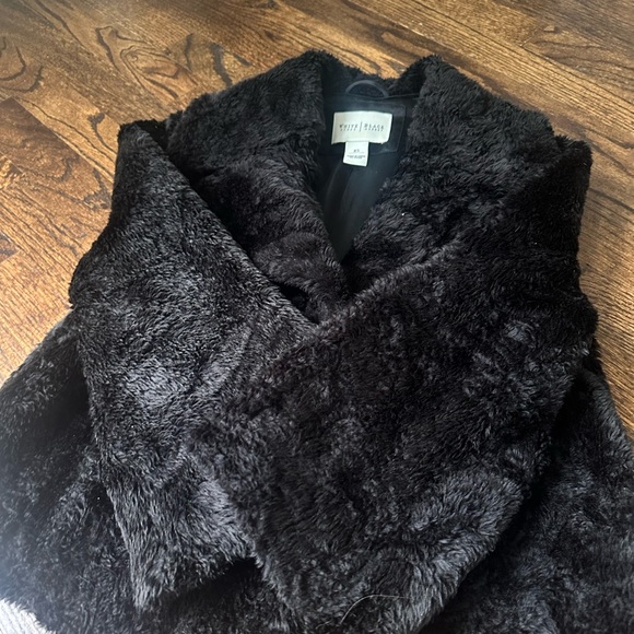 White House Black Market Faux Fur Black Jacket XS - Picture 9 of 14